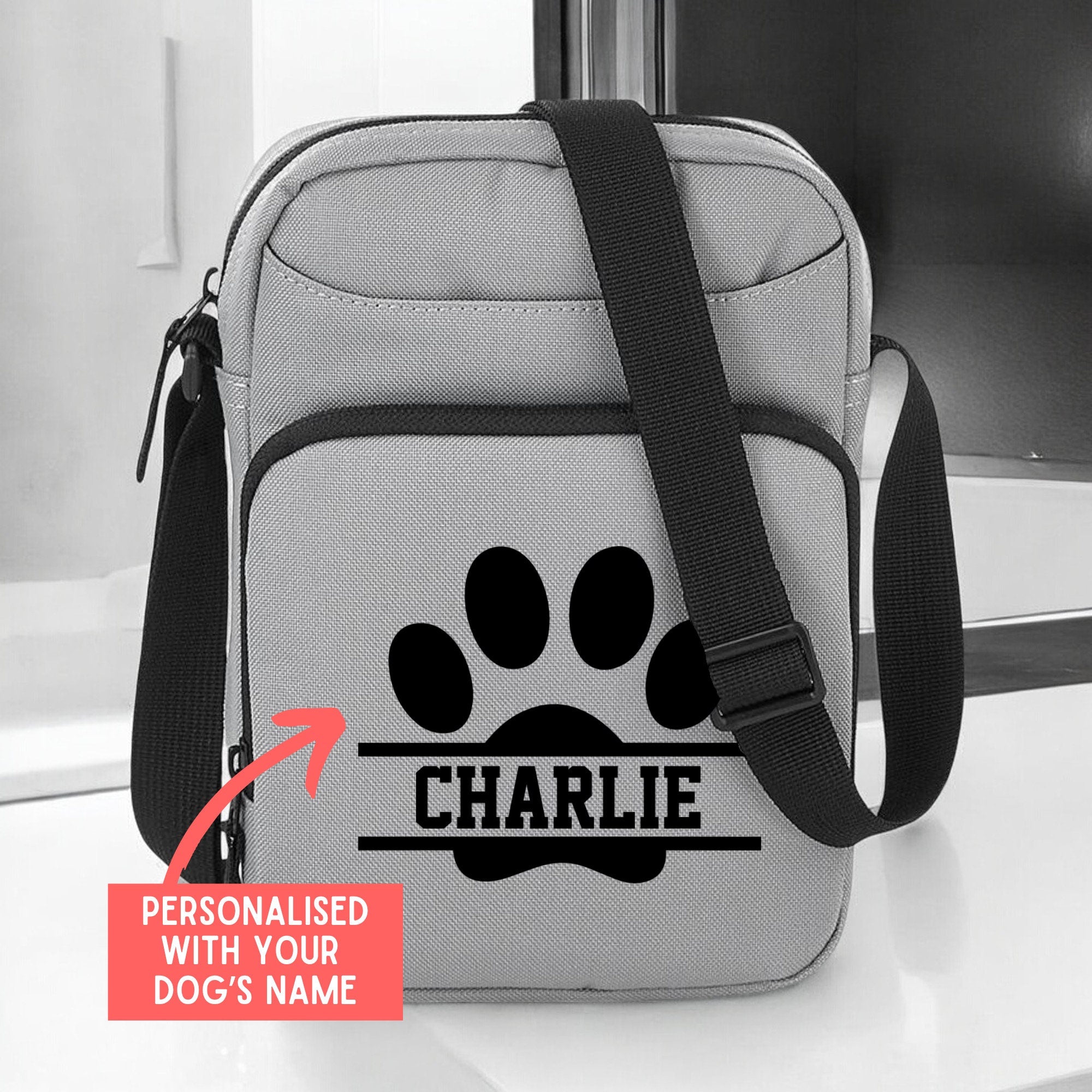 a personalized bag with a dog&#39;s name