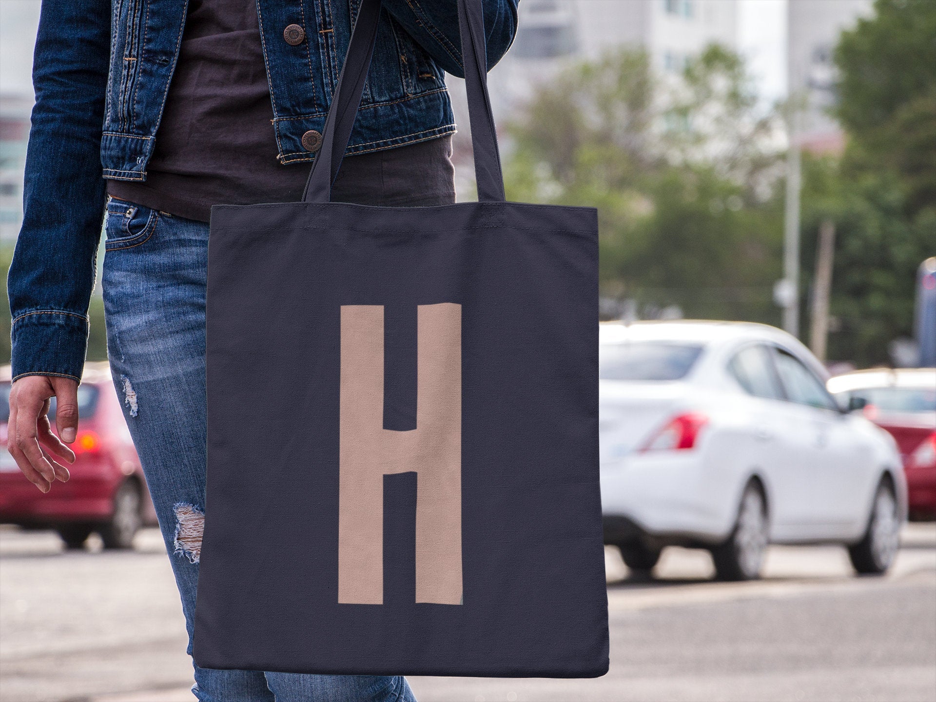 Initial Letter NAVY Lightweight Tote Bag