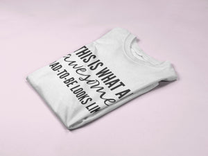 This Is What An Awesome DAD-TO-BE Looks Like - Mens/Adults T-shirt